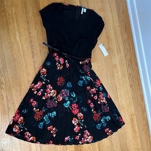 Elle Petite Belted Dress Small NWT